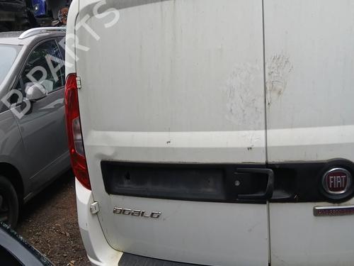 Used Left tailgate FIAT DOBLO Cargo (263_) 1.3 D Multijet (263WXU1A, 263ZXU1A, 263WYB1A, 263ZYB1A) (95 hp) 31042866