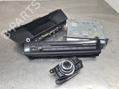 Autoradio für BMW 5 Touring (F11) 520 d (184 hp) 31044802