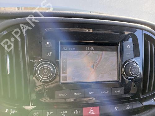 Used Radio FIAT DOBLO Cargo (263_) 1.3 D Multijet (263WXU1A, 263ZXU1A, 263WYB1A, 263ZYB1A) (95 hp) 31044793