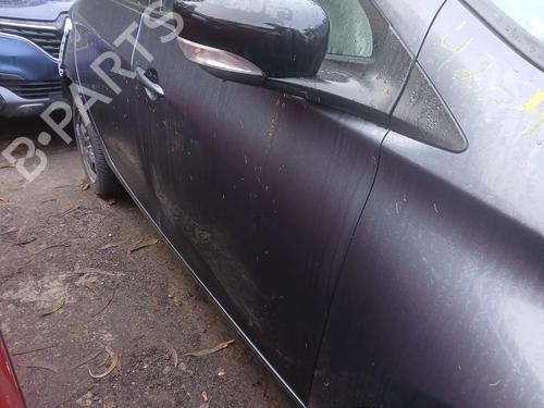 Right front door RENAULT ZOE (BFM_) ZOE | BP31082105C3