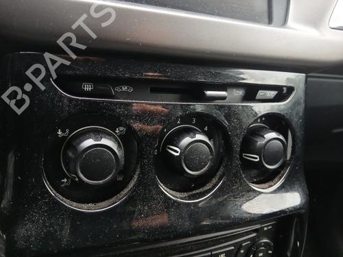 Commande Chauffage CITROËN C3 II (SC_) 1.2 VTi 82 (82 hp) 31083194