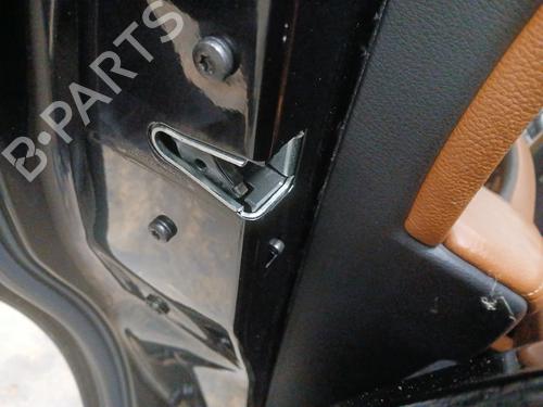 Venstre bagtil lås BMW X6 (E71, E72) xDrive 40 d (306 hp) 31083510