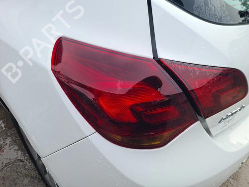 Used Left taillight OPEL ASTRA J (P10) 2.0 CDTI (68) (160 hp) 31083609