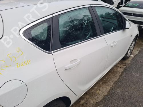 Right rear door OPEL ASTRA J (P10) 2.0 CDTI (68) | BP31083581C5