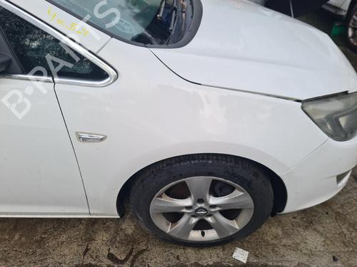 right-front-fenders-opel-astra-j-p10-2009-2010-2011-2012-2013-2014-2015-2016-31083571 main image