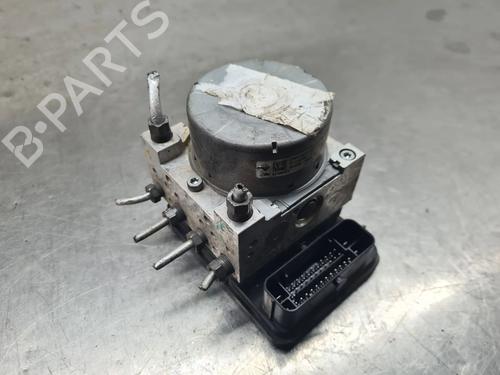 Used ABS pump RENAULT MEGANE IV Hatchback (B9A/M/N_) 1.5 dCi 90 (B9A1) (90 hp) 26309278