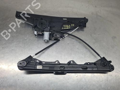 Rudehejsemekanisme Højre foran PEUGEOT 2008 II (UD_, US_, UY_, UJ_, UR_, UC_) 1.2 PureTech 130 (USHNS, URHNS) (130 hp) 31131297