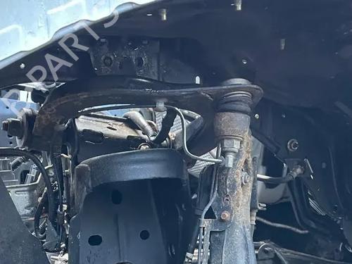 Venstre fortil bærearm FORD RANGER (TKE) 2.0 EcoBlue 4x4 (170 hp) 31135037