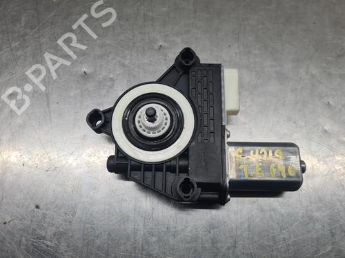 Motor do elevador de vidro trás esquerdo BMW 1 (F40) 116 d (116 hp) 31137327