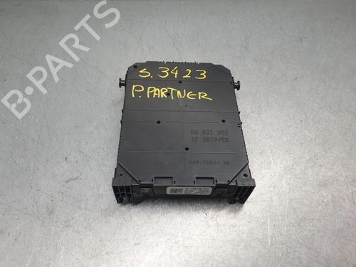 Used Fuse box PEUGEOT PARTNER Box Body/MPV (K9) 1.5 BlueHDi 100 (102 hp) 24874824