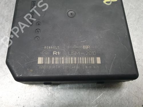 Fuse box RENAULT GRAND SCÉNIC III (JZ0/1_) 1.5 dCi (JZ09, JZ0D, JZ10, JZ14, JZ1G, JZ29, JZ2C) | BP31173335E1
