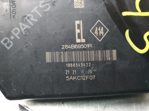 Fuse box RENAULT KADJAR (HA_, HL_) 1.5 BLUE dCi 115 (HLA6) | BP31173339E1