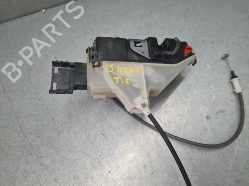 Venstre bagtil lås PEUGEOT 3008 II SUV (MC_, MR_, MJ_, M4_) 1.2 THP/ PureTech 130 (MRHNSM, MRHNSU, MRHNSJ, MRHNYW,... (131 hp) 31189012