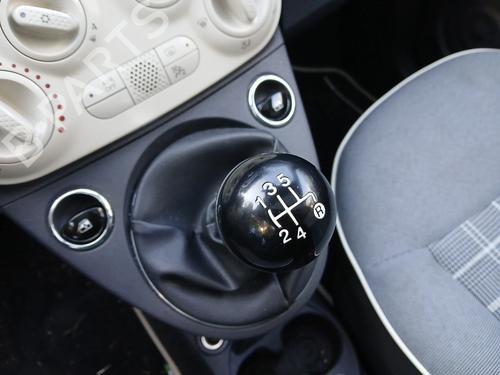 Used Shift knob FIAT 500 (312_) 1.2 (312AXA1A) (69 hp) 31192075