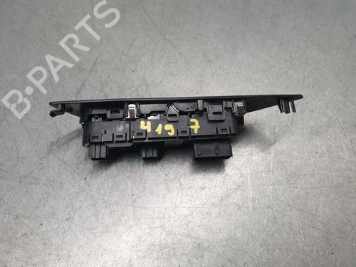 Left front window switch PEUGEOT 2008 II (UD_, US_, UY_, UJ_, UR_, UC_) 1.2 PureTech 100 (USHNK) | BP29538594I27