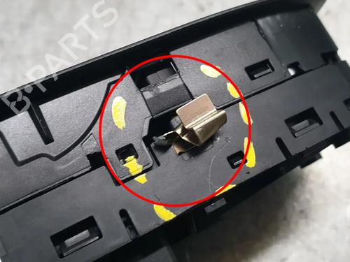 Left front window switch RENAULT CAPTUR II (HF_) LPG (HFMT) | BP31259068I27