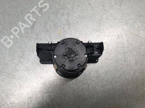 Headlight switch MERCEDES-BENZ CLA Shooting Brake (X117) CLA 200 CDI / d (117.908) | BP31259070I24 