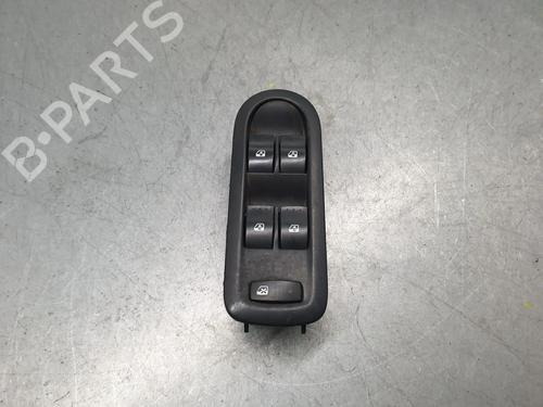 Used Left front window switch RENAULT MEGANE II (BM0/1_, CM0/1_) 1.5 dCi (BM0F, BM0T, BM2B, CM0F, CM0T) (82 hp) 31268265