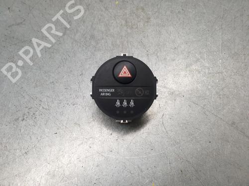 Comutador / Botão 4 piscas TOYOTA YARIS (_P13_) 1.5 Hybrid (NHP130_) (101 hp) 31279053