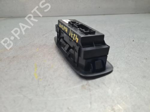 Left front window switch RENAULT KADJAR (HA_, HL_) 1.2 TCe 130 (HLMR) | BP31281553I27 