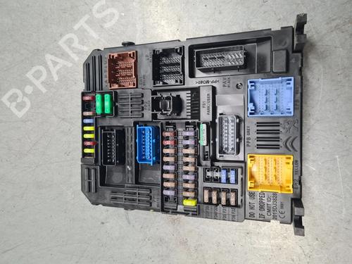 Caja reles / fusibles OPEL MOKKA 1.5 (76) (110 hp) 31282036