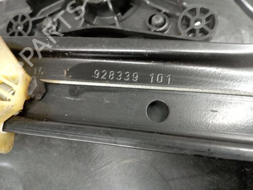 Rear right window mechanism MERCEDES-BENZ GLA-CLASS (X156) GLA 200 CDI / d (156.908) | BP26241895C25 