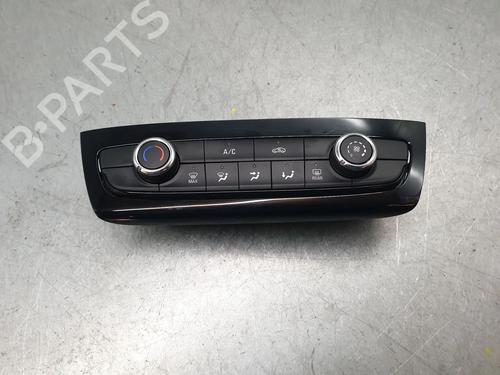Used Climate control OPEL CORSA F (P2JO) 1.5 (68) (102 hp) 28567372