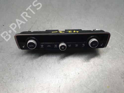 Used Climate control AUDI A3 Sportback (8VA, 8VF) 1.6 TDI (115 hp) 30302690