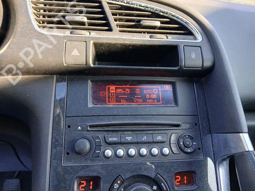 Used Radio PEUGEOT 3008 I MPV (0U_) 1.6 BlueHDi 120 (120 hp) 31296961