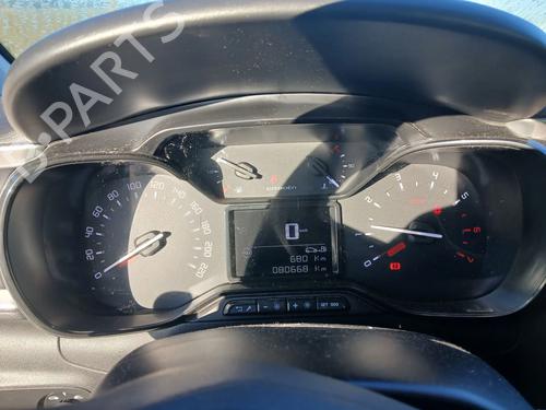 Quadrante CITROËN C3 III (SX) 1.2 THP 110 (SXHNPS, SXHNZT, SXHNZ6) (110 hp) 31321349