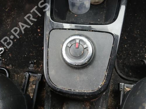 Used Gear lever DACIA SPRING EV (B6M1) (45 hp) 31334862