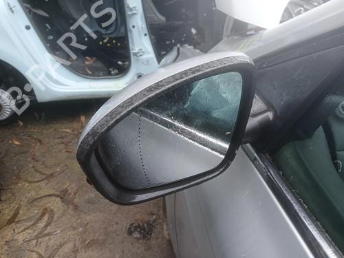 Used Left mirror RENAULT MEGANE IV Hatchback (B9A/M/N_) 1.5 dCi 110 (B9A3) (110 hp) 31334876