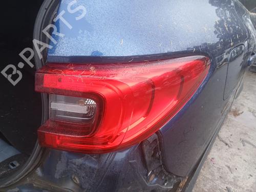 Feu arrière droit RENAULT KADJAR (HA_, HL_) 1.2 TCe 130 (HLMR) (130 hp) 31345397