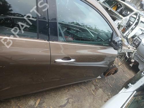 Used Right front door RENAULT MEGANE IV Hatchback (B9A/M/N_) 1.6 dCi 130 (B9A4) (130 hp) 31355180