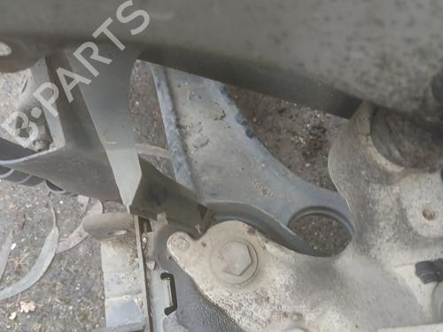 Used Right front suspension arm RENAULT MEGANE IV Hatchback (B9A/M/N_) 1.6 dCi 130 (B9A4) (130 hp) 31355201