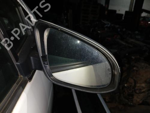 Used Right mirror TOYOTA YARIS (_P13_) 1.5 Hybrid (NHP130_, NHP130) (101 hp) 31364744