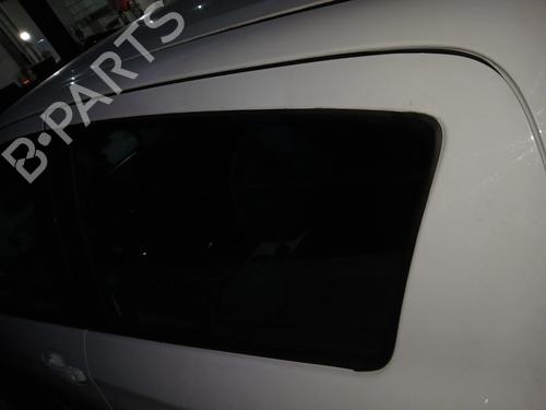 Dør rude ventre bagtil TOYOTA YARIS (_P13_) 1.5 Hybrid (NHP130_, NHP130) (101 hp) 31364750