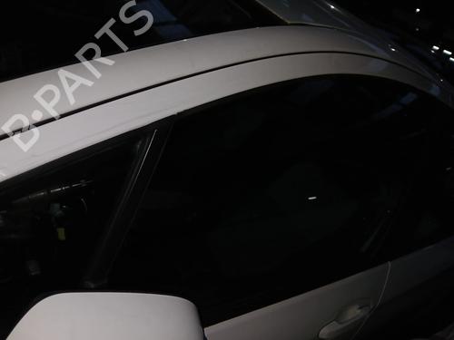 Dør rude ventre foran TOYOTA YARIS (_P13_) 1.5 Hybrid (NHP130_, NHP130) (101 hp) 31364748