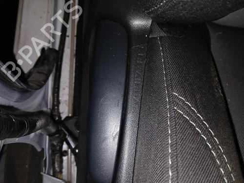 Used Right seat airbag TOYOTA YARIS (_P13_) 1.5 Hybrid (NHP130_, NHP130) (101 hp) 31364767