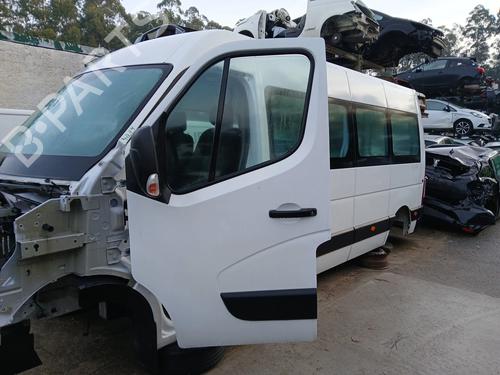Used Left front door RENAULT MASTER III Bus (JV) 2.3 dCi 150 FWD (JV0F, JV03) (150 hp) 31370070
