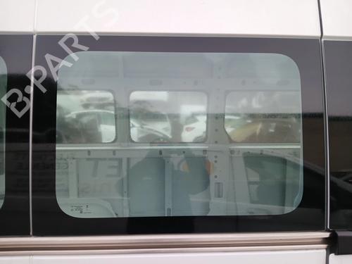 Used Rear right quarter glass RENAULT MASTER III Bus (JV) 2.3 dCi 150 FWD (JV0F, JV03) (150 hp) 31370075