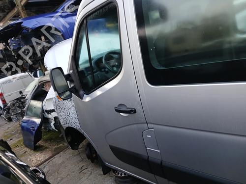 Used Left front door RENAULT MASTER III Bus (JV) 2.3 dCi 135 FWD (JV0N, JV08) (136 hp) 31370446