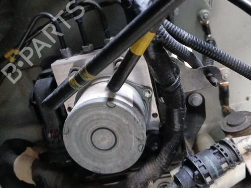 Used ABS pump RENAULT MASTER III Bus (JV) 2.3 dCi 135 FWD (JV0N, JV08) (136 hp) 31370458