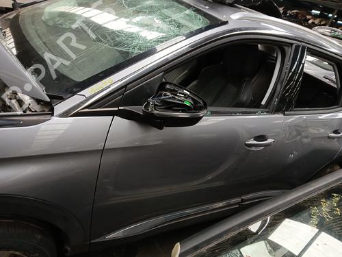 Used Left front door PEUGEOT 3008 II SUV (MC_, MR_, MJ_, M4_) 1.5 BlueHDi 130 (131 hp) 31371116