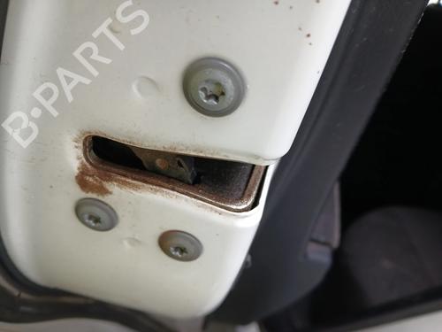 Venstre bagtil lås TOYOTA AURIS (_E18_) 2.0 D-4D (ADE186_, ADE186R) (124 hp) 31381875