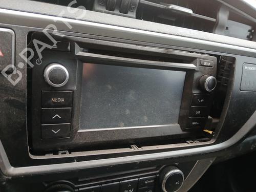 Autoradio TOYOTA AURIS (_E18_) 2.0 D-4D (ADE186_, ADE186R) (124 hp) 31381916