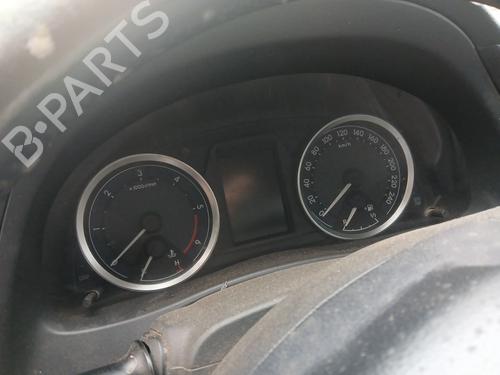 Quadro strumenti TOYOTA AURIS (_E18_) 2.0 D-4D (ADE186_, ADE186R) (124 hp) 31381915