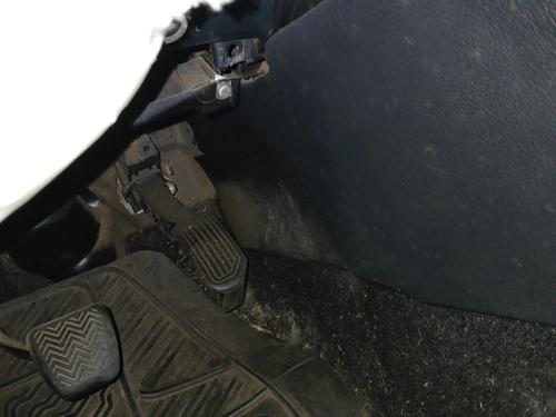 Pedal TOYOTA AURIS (_E18_) 2.0 D-4D (ADE186_, ADE186R) (124 hp) 31381921