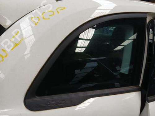 rear-right-quarter-glass-fiat-500e-332_-2020-31591040 main image