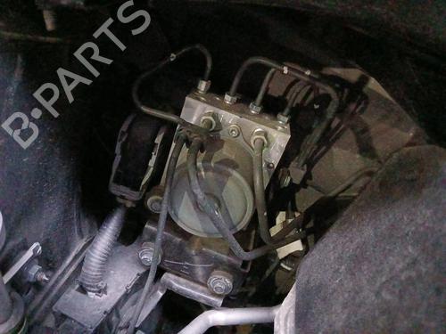 Used ABS pump NISSAN LEAF (ZE1) Electric (150 hp) 31599715
